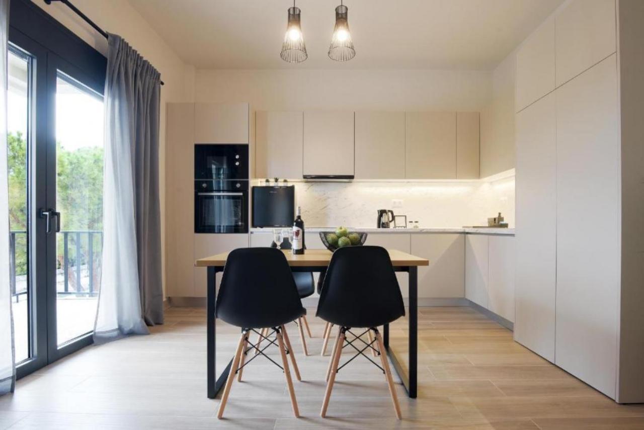 Aello Luxury Apartments Markópoulon 外观 照片