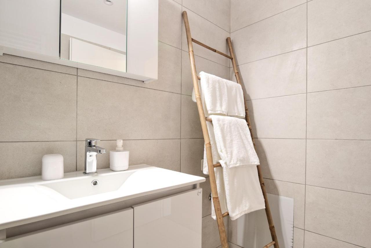 Aello Luxury Apartments Markópoulon 外观 照片