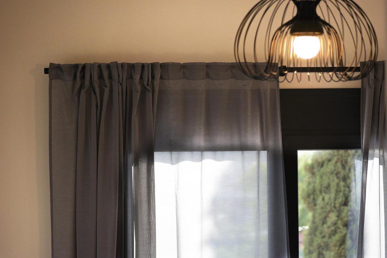 Aello Luxury Apartments Markópoulon 外观 照片